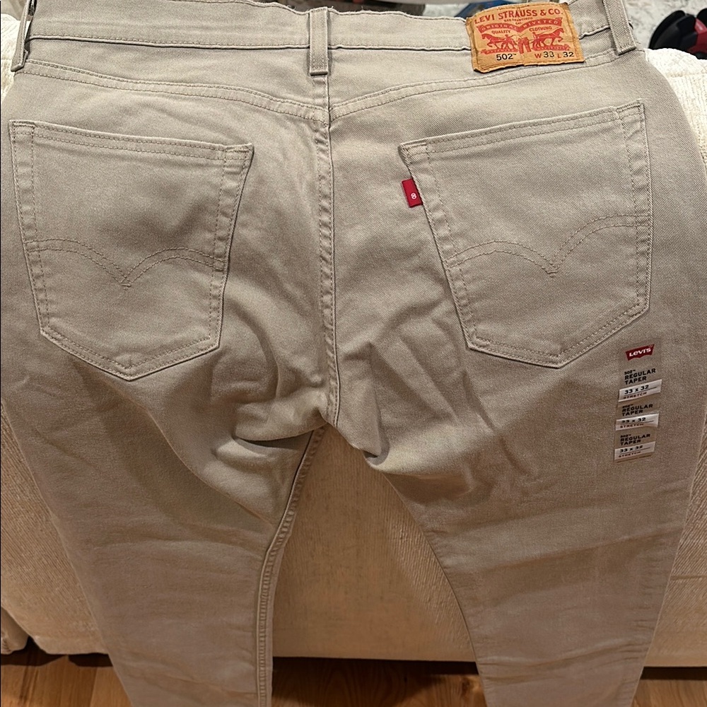 Levi Strauss & Co Regular Taper Beige “Stretch” Jeans. 33x32